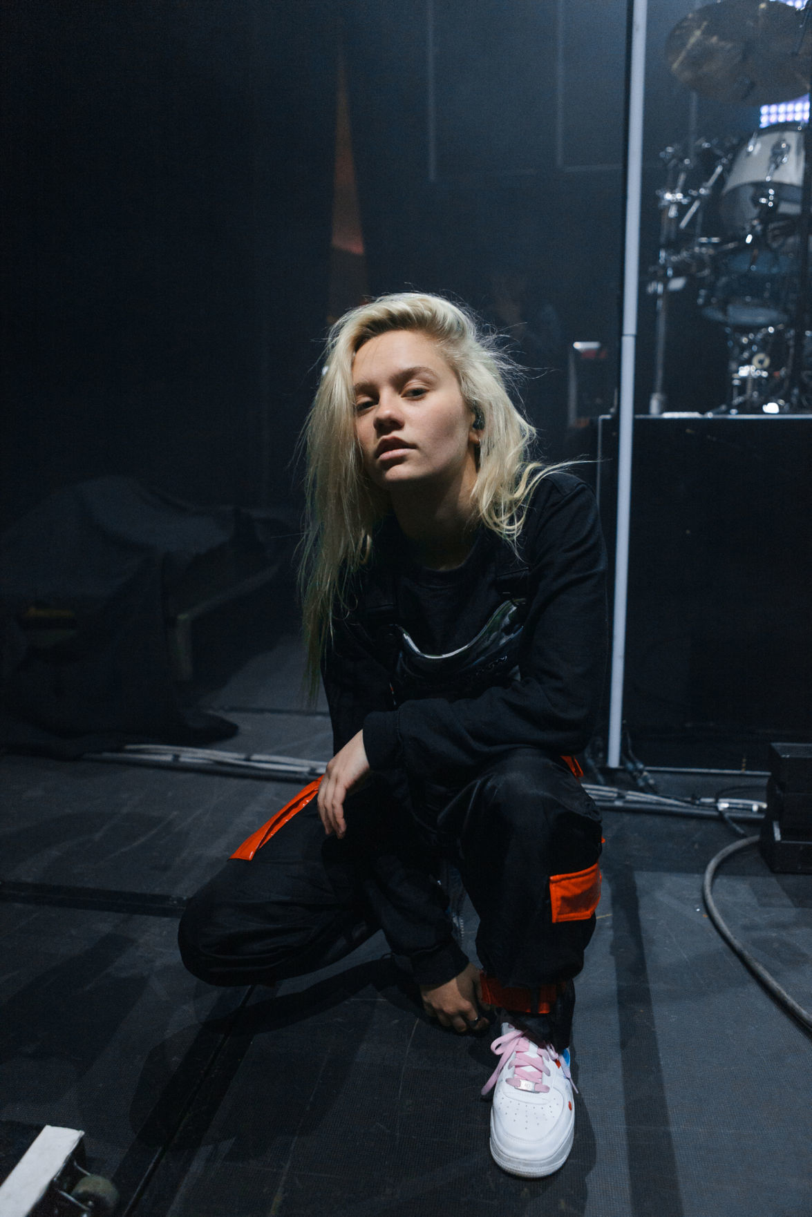 Carlie Hanson on tour